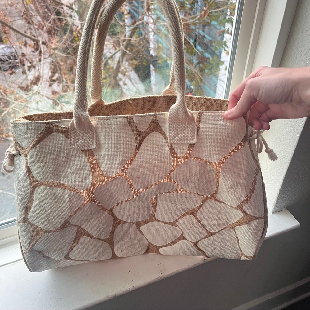 Nordstrom Giraffe print beach tote - Picture 3 of 6
